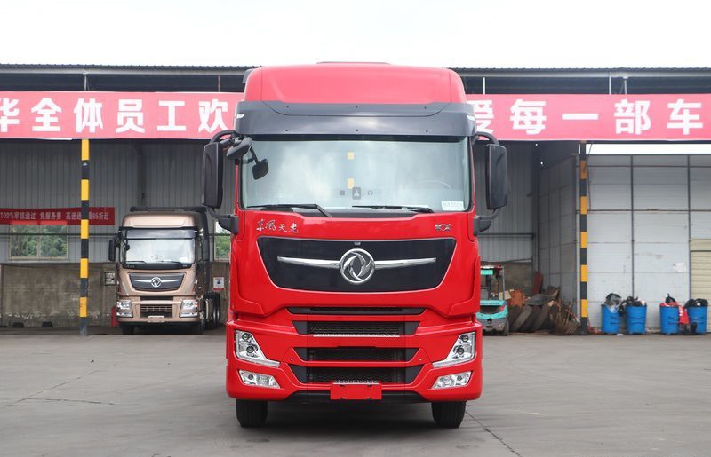 DFAC(DONGFENG) 4X2 375HP Tractor Head Truck Vehicle For Africa Market