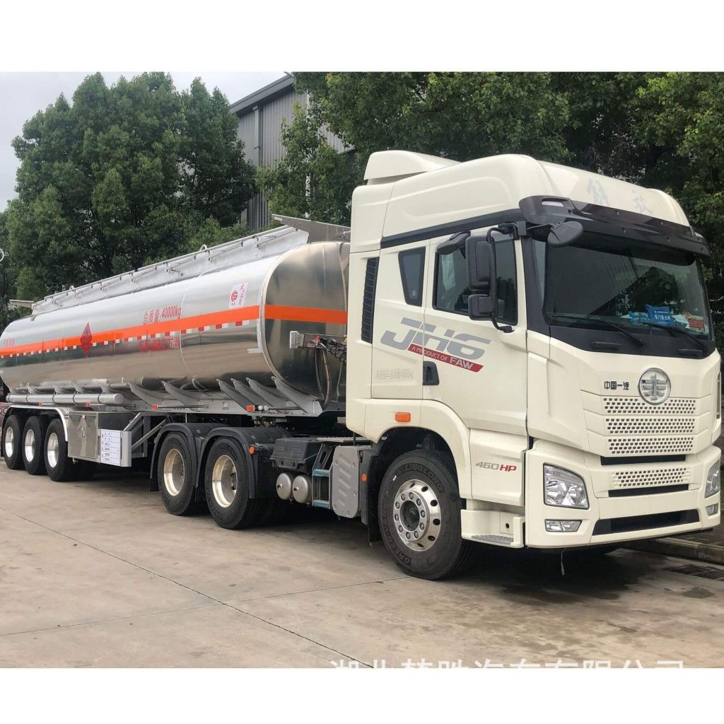 50000Liters Diesel Gas Delivery Tanker 3-axle Carbon Steel Semi Trailer