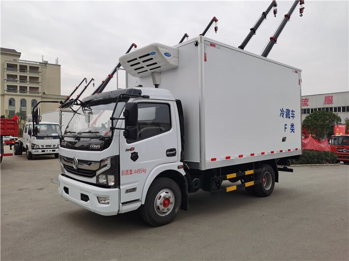 DFAC 6 Wheeler 8 ton Refrigerator Freezer Refrigerated Box Truck