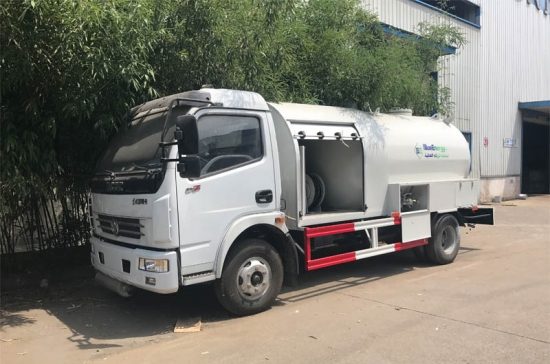 DFAC 4X2 6CBM LPG Tank Truck 6M3 LPG Bobtail Truck 3Tons LPG Filling Truck