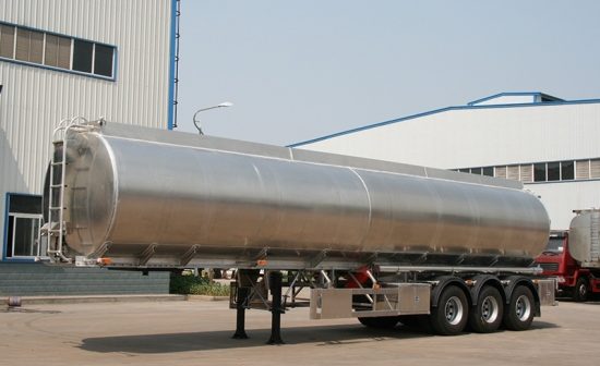 Tri Axle Fuel Transporting 45000 Liters Fuel Tank Semi Trailer