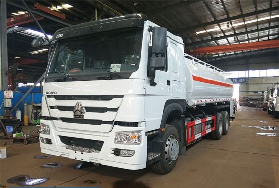 HOWO 25000 liter Fuel Tank Truck