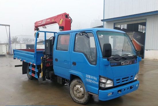 ISUZU 600P 3.5 TON Truck with Loading Crane