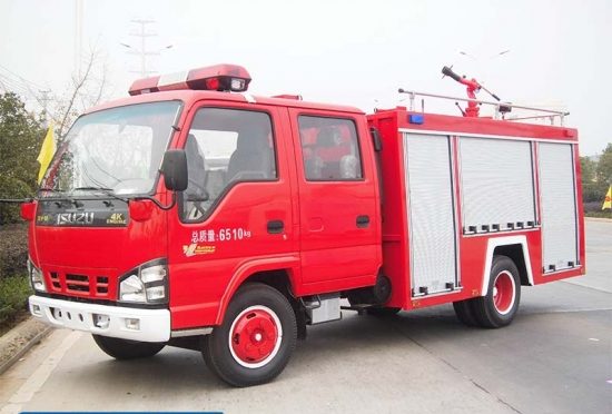 ISUZU Double Cabin 3000liters Water Foam Fire Trucks