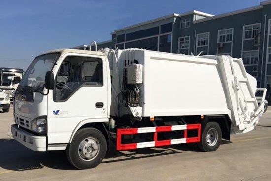 ISUZU 100P hydraulic system compression garbage truck