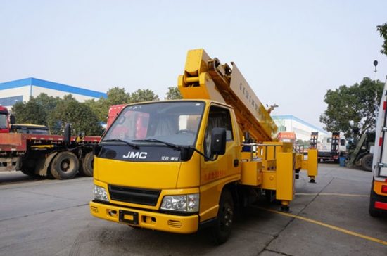 JMC 4×2 LHD 14M Telescopic Type truck mounted boom lifts