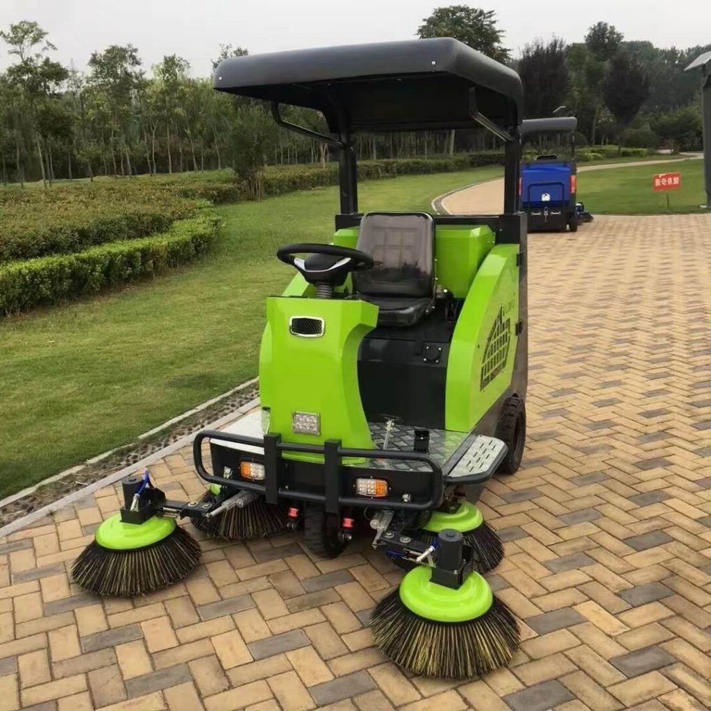 CL1800 3 Wheels Lithium Battery Ride On Sweeper Cleaning Machine