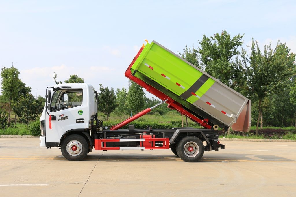 DFAC 4×2 6ton Hydraulic Hook Arm Lifting Garbage Truck