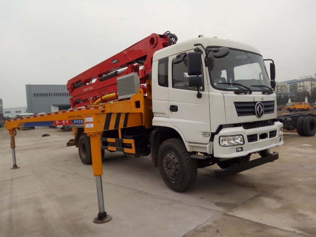 DONGFENG 4×2 Light-Duty 22m Concrete Pump Truck