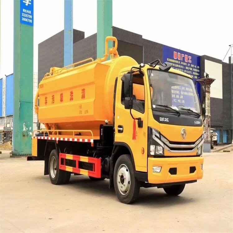 DONGFENG 8000L 4×2 Industrial Vacuum Tank Truck With Jetting