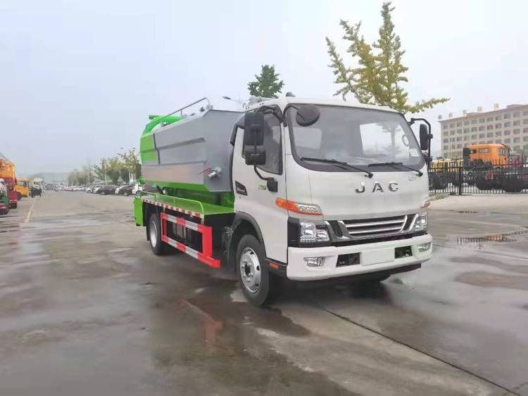 JAC 5CBM 6Wheeler Small Volume High Pressure Industrial Combined Vacuum Jetting Truck