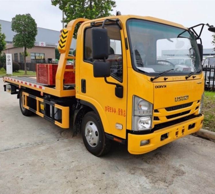 ISUZU 600P 4 ton deck wrecker towing truck