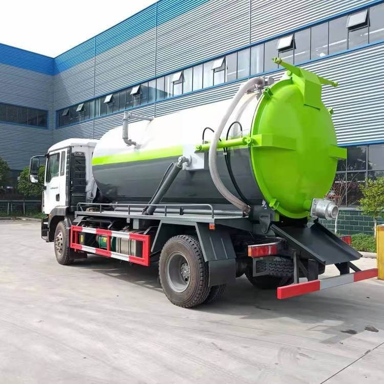 HOWO 9000 Liters High Pressure Water Tank Vacuum Suction Truck