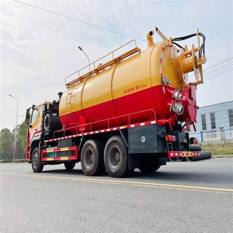 HOWO 18CBM 10Wheeler High Volume Industrial Drain Jetting Cleaning Truck