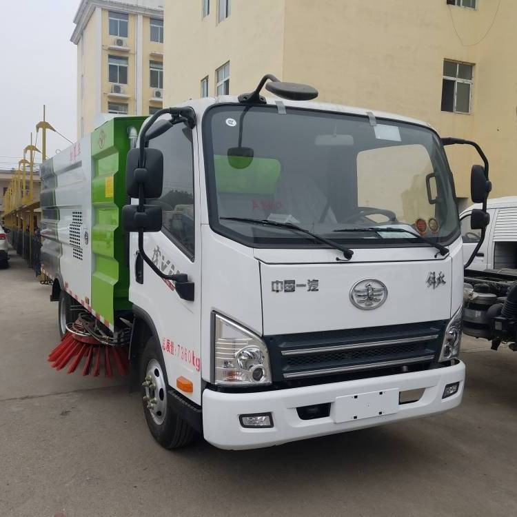 FAW J5K RHD Road Sweeper Truck With Dust Tank Water Tank Suction Tank