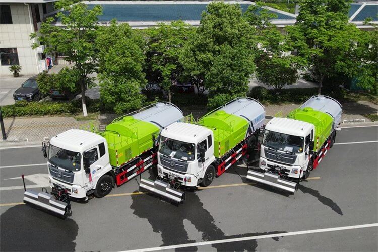 DongFeng KINGLAND 13,000 Liters High Pressure Water Sprinkler Truck