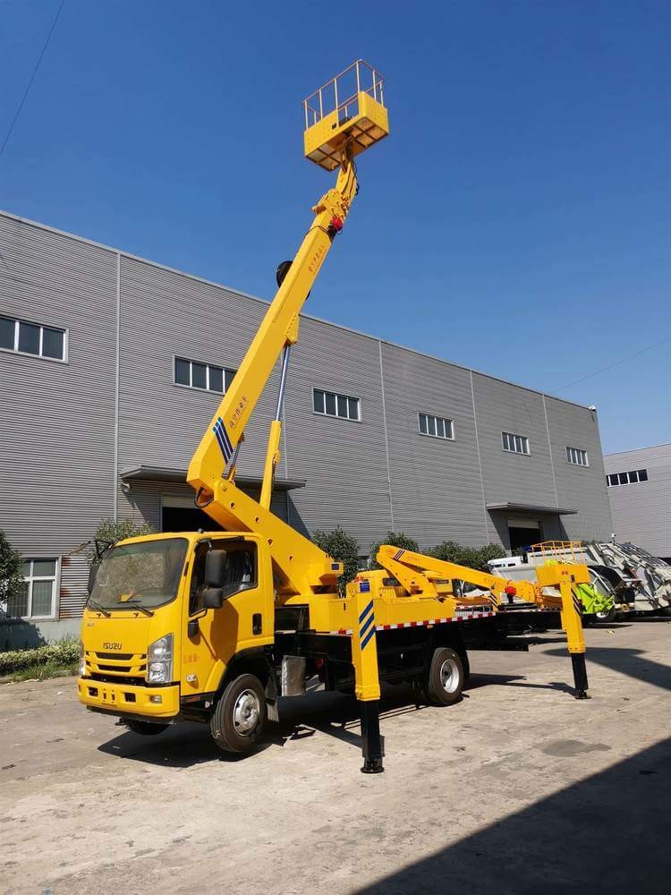 ISUZU 4×2 18 Meters Folding Type Truck Mounted Boom Lift