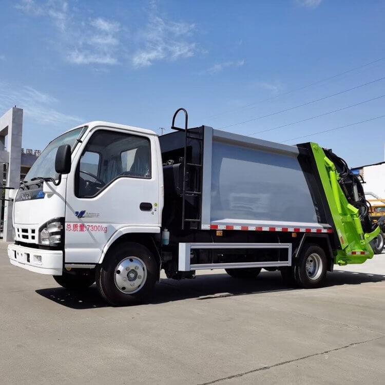 ISUZU 98hp 6CBM compression waste compactor truck